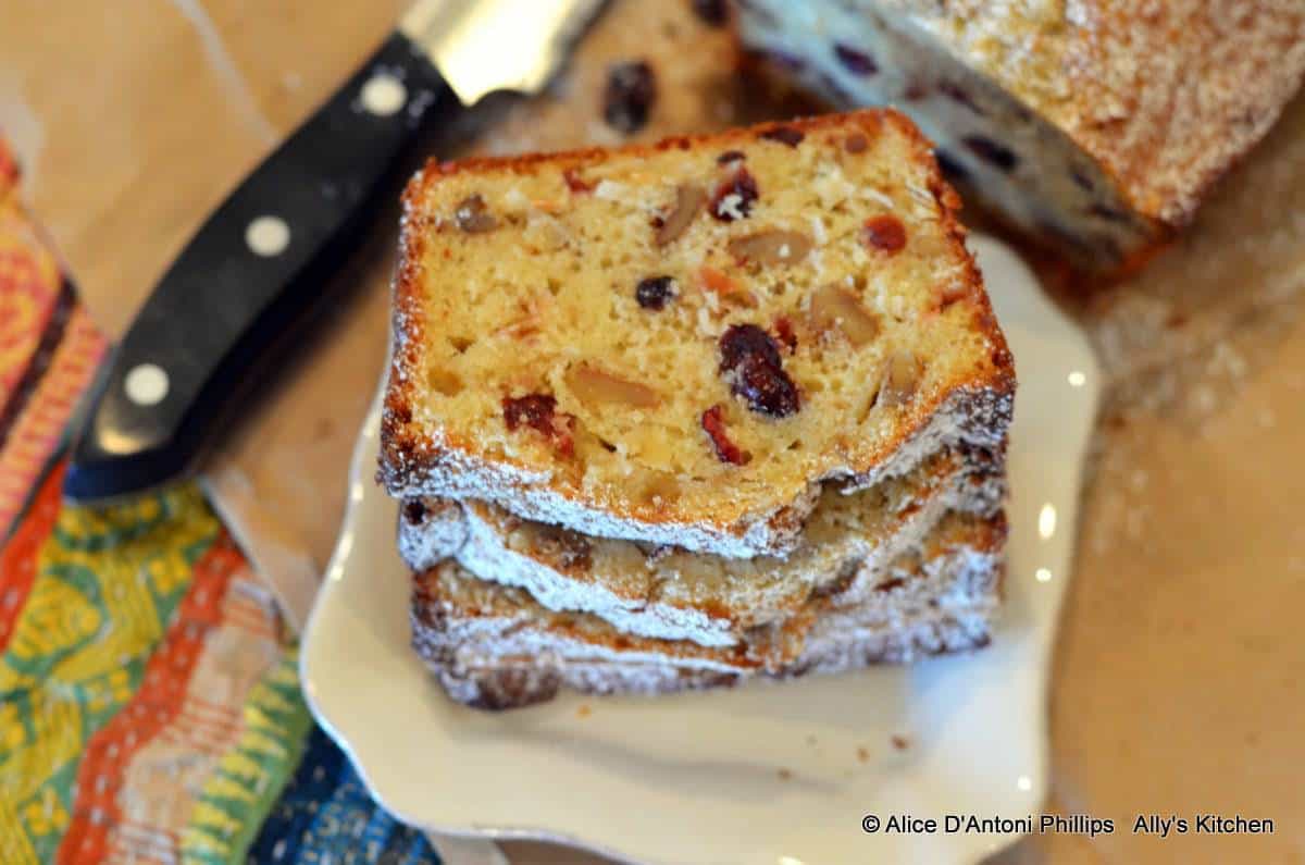 Applesauce Coconut Cranberry Walnut Bread