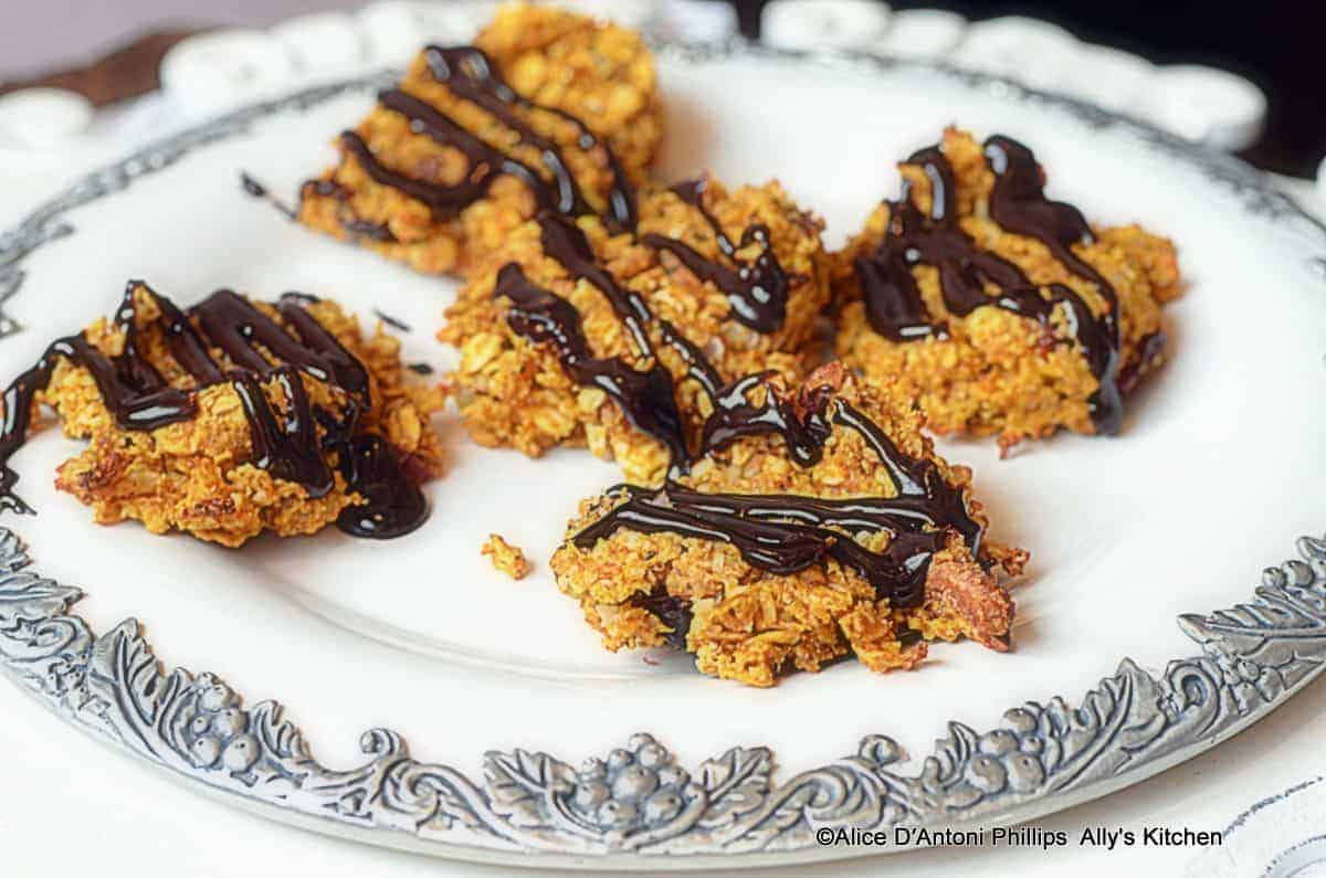 Spiced Pumpkin Pecan Oatmeal Bars