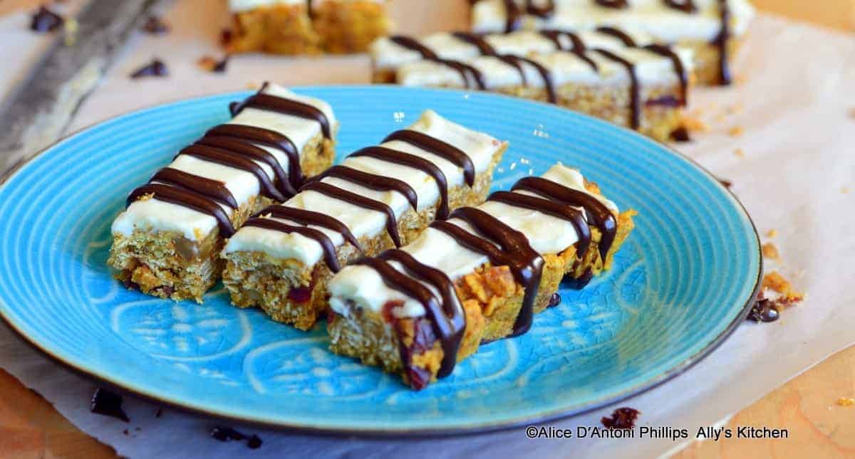 Spiced Pumpkin Pecan Oatmeal Bars