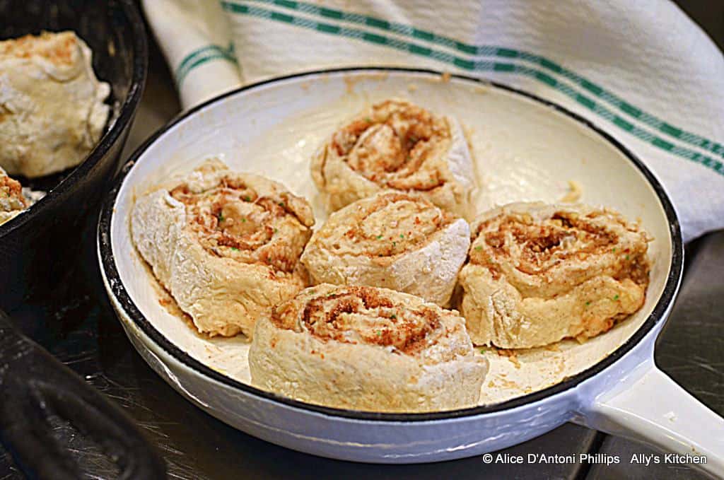 Cinnamon Almond Rolls