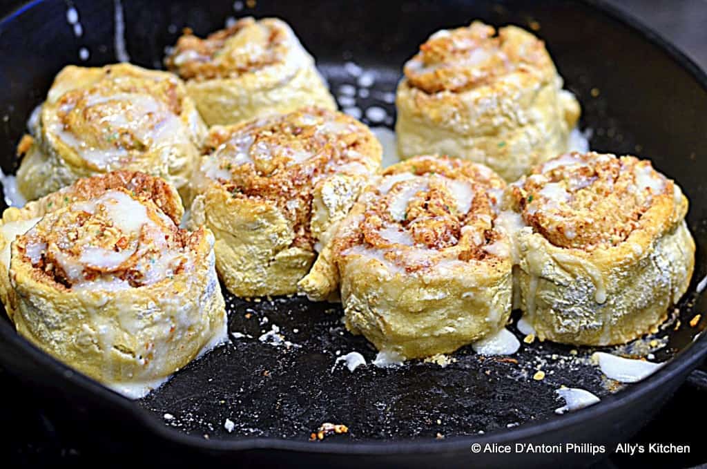 Cinnamon Almond Rolls