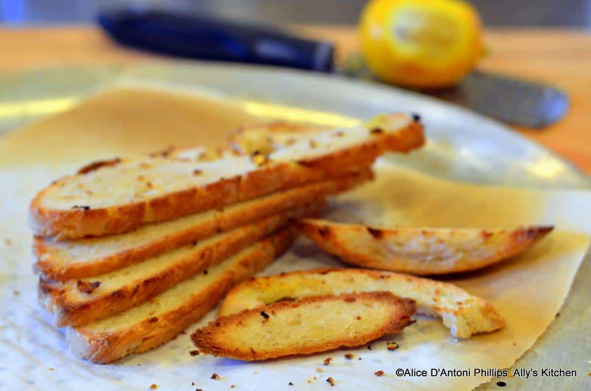 How To Make Toast in the Oven in 60 Seconds!