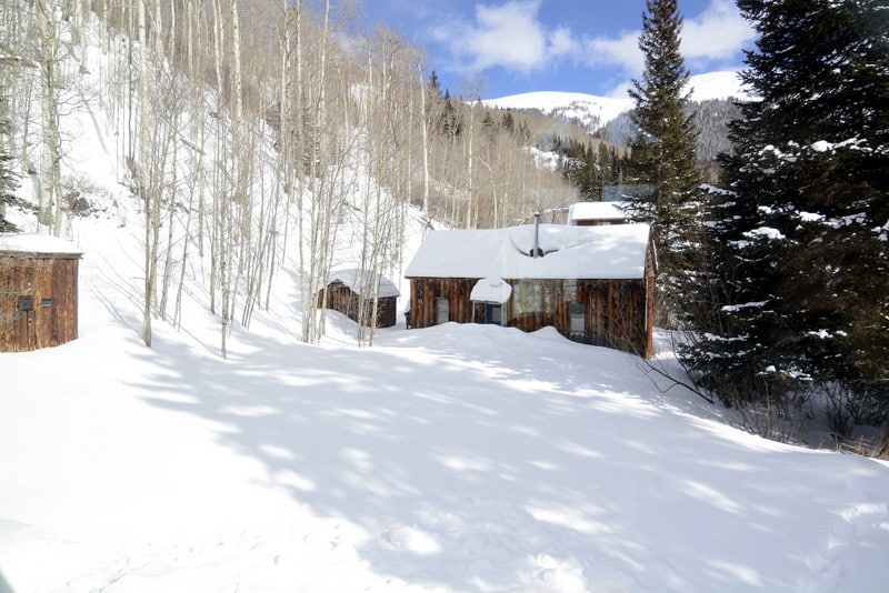 Easy Cabin Living in Colorado Mountains