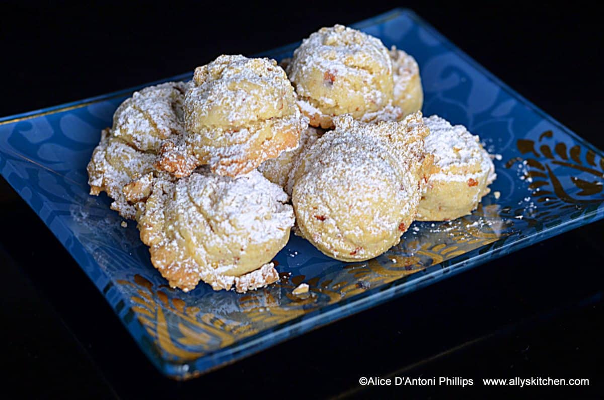 orange almond wedding cookie