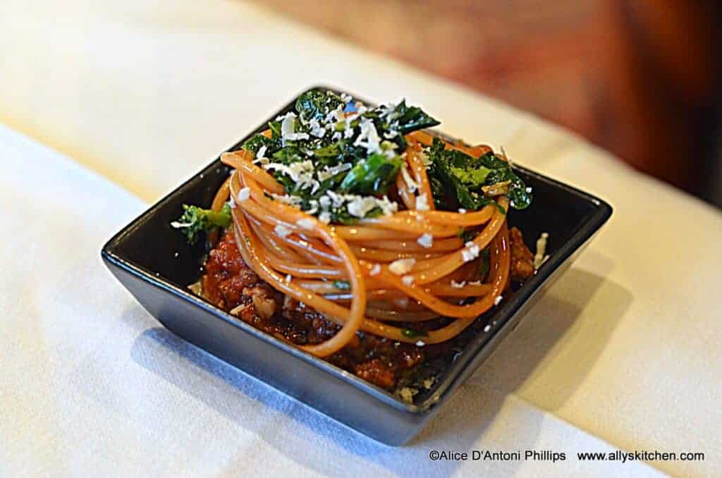 Bolognese with Ricciarelle Pasta