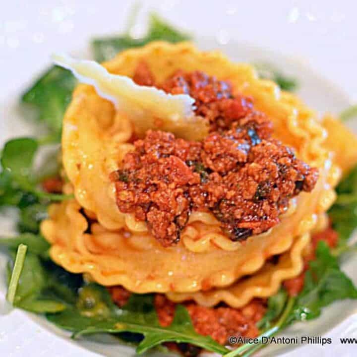 Bolognese with Ricciarelle Pasta