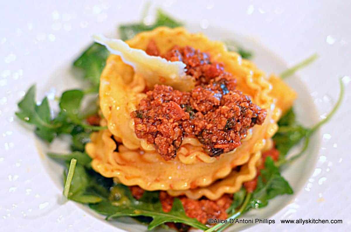 Bolognese with Ricciarelle Pasta