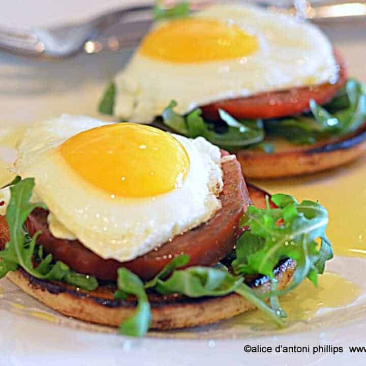 Breakfast Salad Eggs