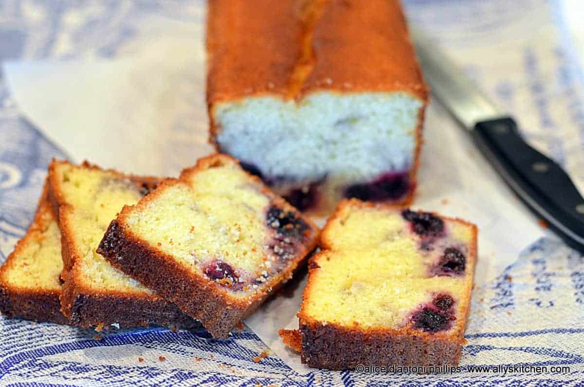 ~dark cherry yogurt poundcake~