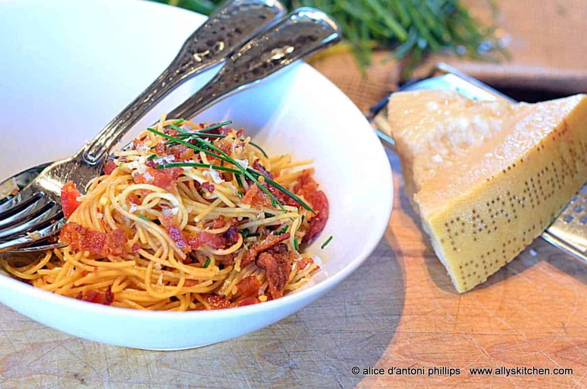 ~spaghetti carbonara with chives~