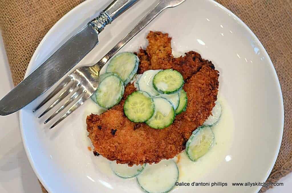 ~sweet pepper ginger panko crusted chicken with greek tzatziki sauce~