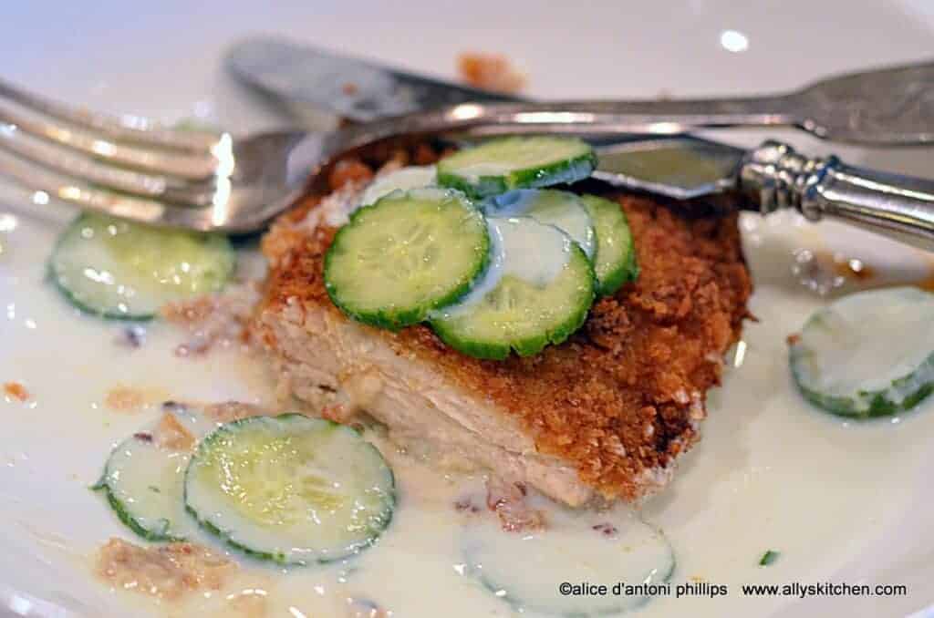 ~sweet pepper ginger panko crusted chicken with greek tzatziki sauce~