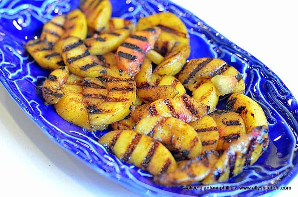 cardamom & cloves grilled peaches~