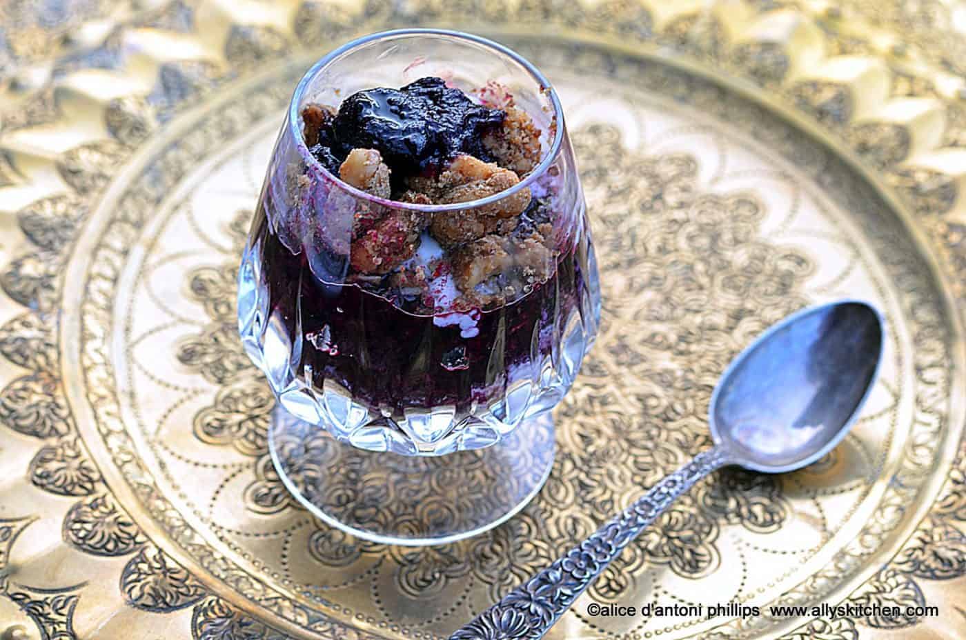 ~blueberry & rhubarb compote & crumbles~