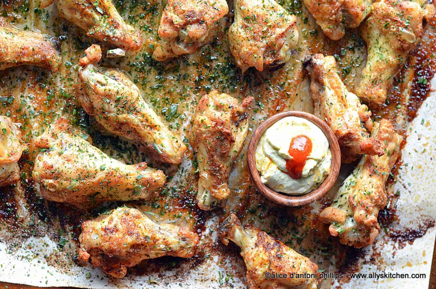 10 Best Wing Sauce - Store Bought Chicken Hot Wing Sauces—