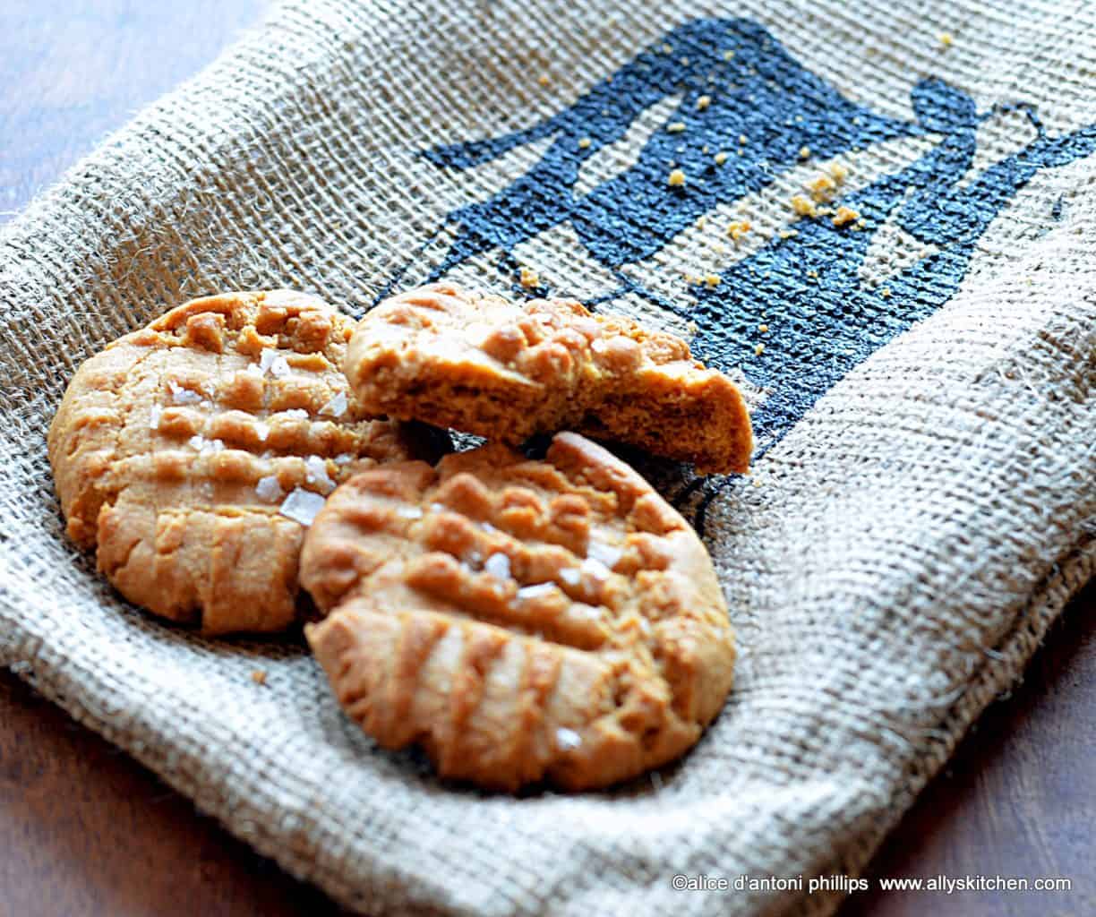 biscoff sea salt cookies