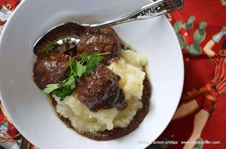 country style beef meatballs with gravy