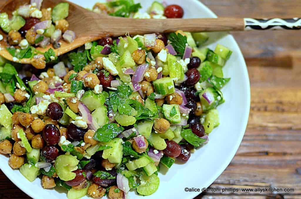 https://allyskitchen.com/apple-buttermilk-mint-bleu-cheese-walnut-salad/