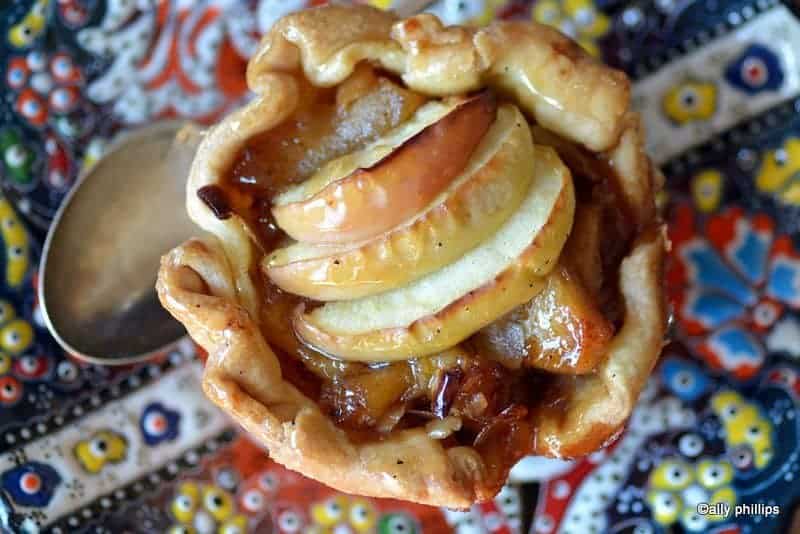 big boy apple pie cupcakes