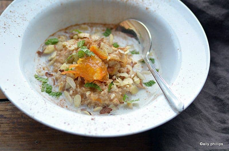 orange marmalade oatmeal & almonds