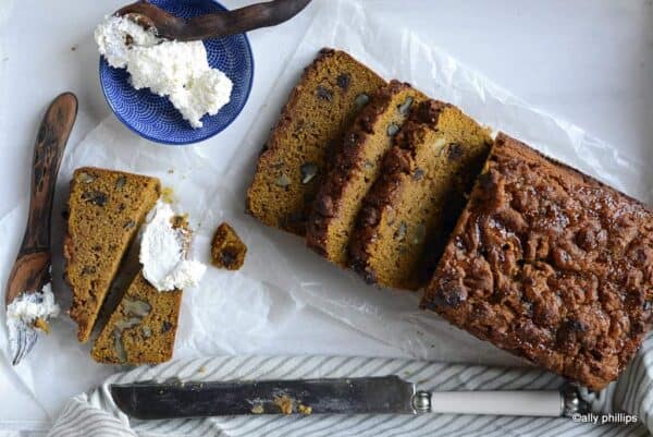 pumpkin fig date nut bread