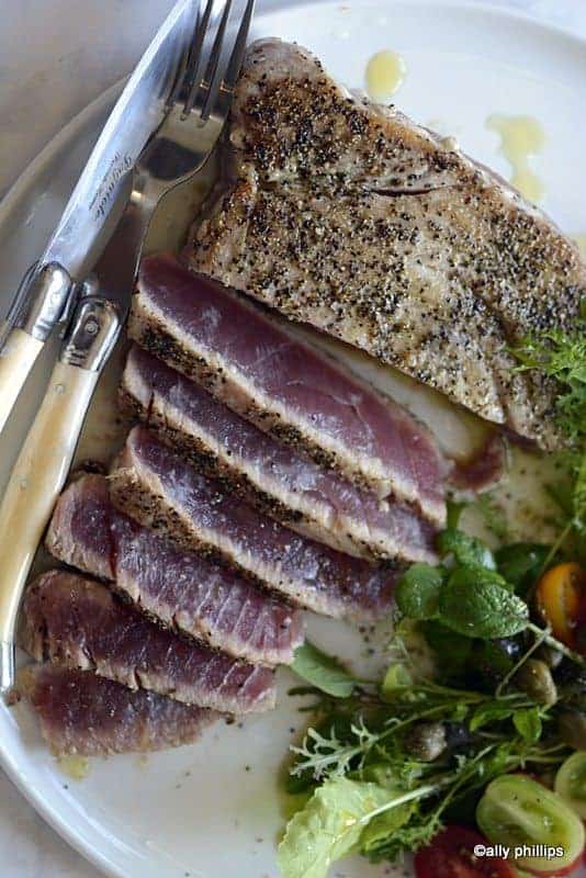 pan seared fresh tuna steak