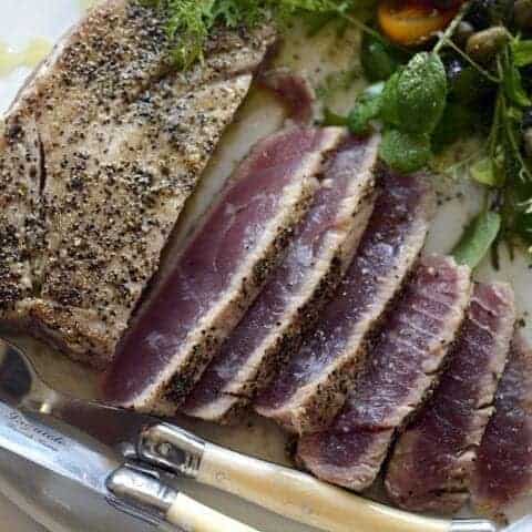 Cooking tuna in a pan sale