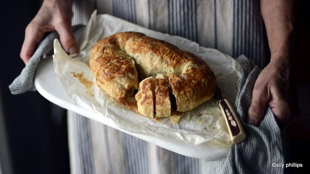 holiday walnut bread povitica