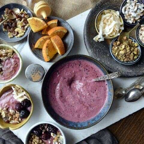 mixed berry smoothie bowl | smoothie bowls | smoothie recipe