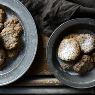 almond cinnamon tea cookies