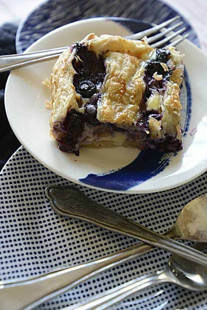 Blueberry-Banana Cream Pie