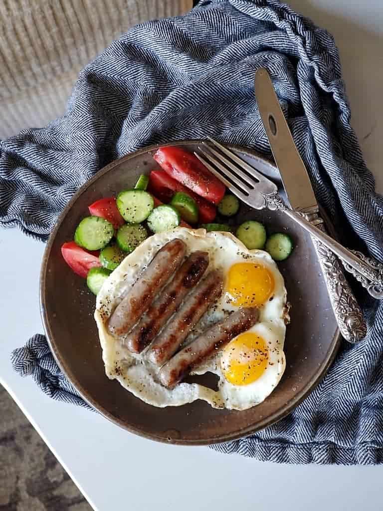 sausage links eggs