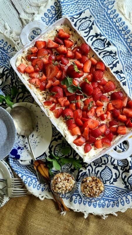 strawberry coconut pie