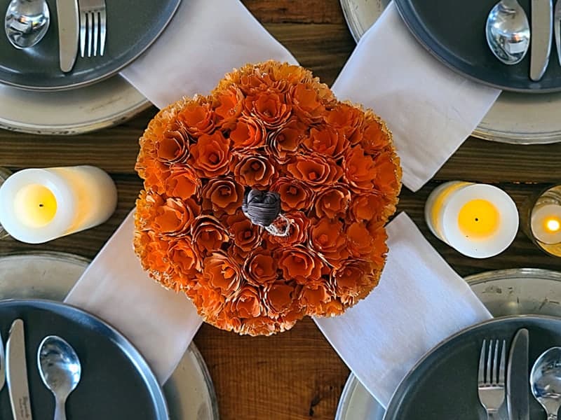 24 Thanksgiving Napkin Ideas to Match Every Table Motif