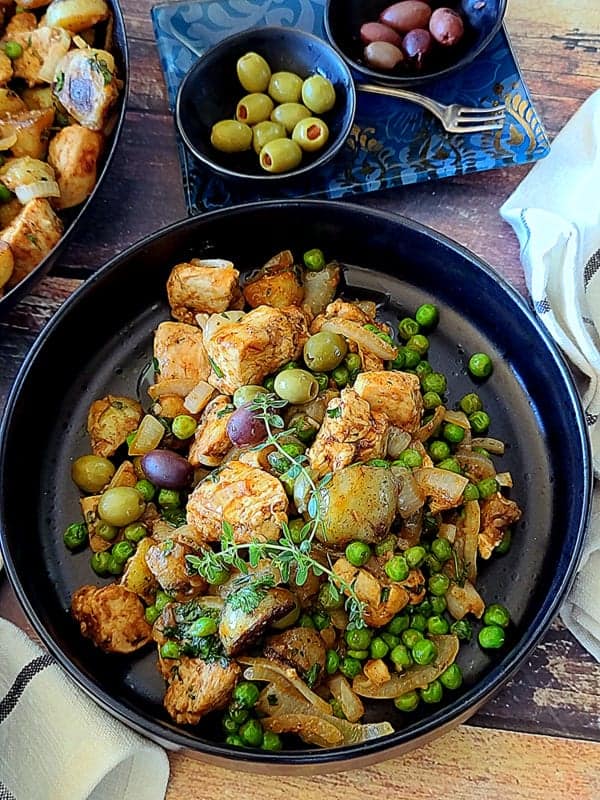 one skillet harissa chicken