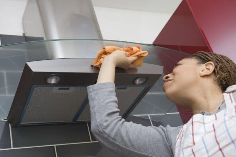 How To Clean Your Kitchen Range Hood