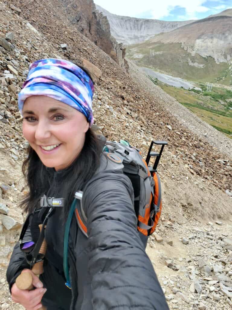 Plate with lean protein and vegetables representing how to lower A1c naturally after 50