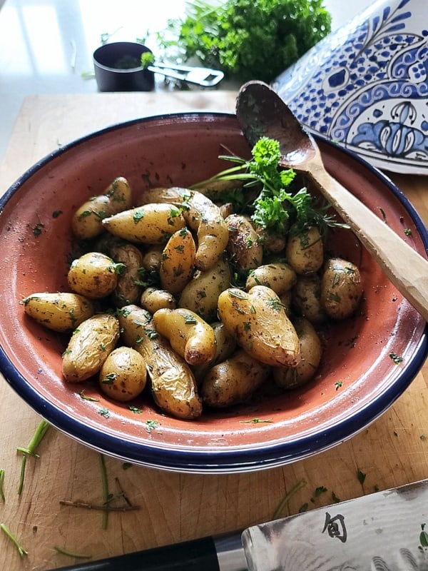 Easy Greek Fingerling Potatoes