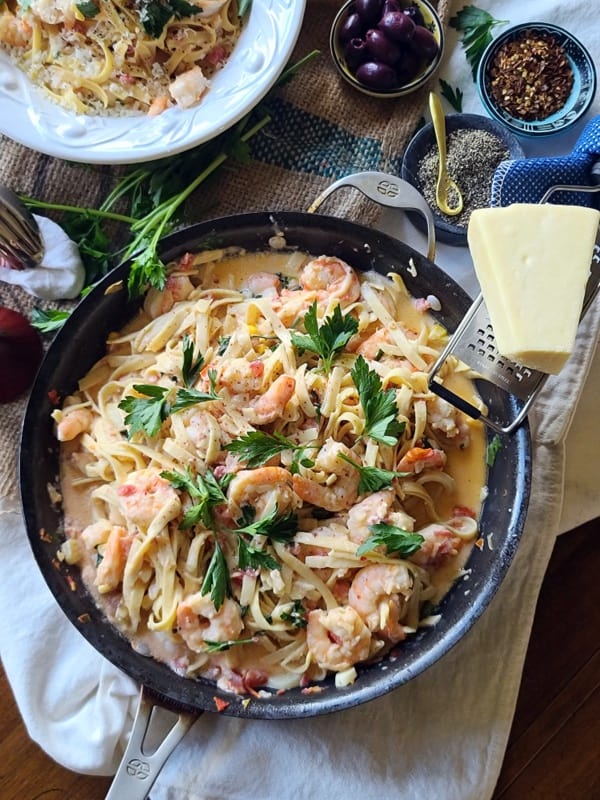 The Best 6-Ingredient Easy Shrimp Corn Pasta