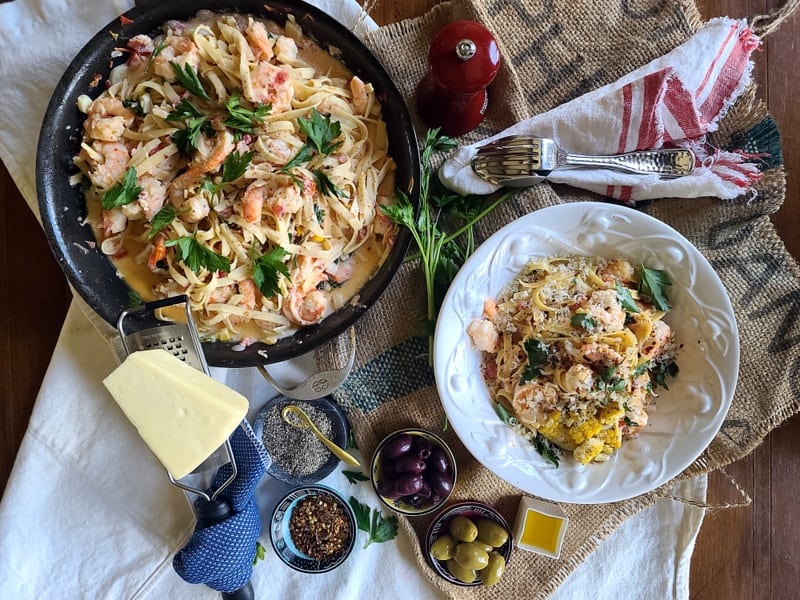 The Best 6-Ingredient Easy Shrimp Corn Pasta