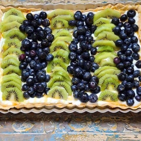 Simple 6-Ingreident Fresh Fruit Tart