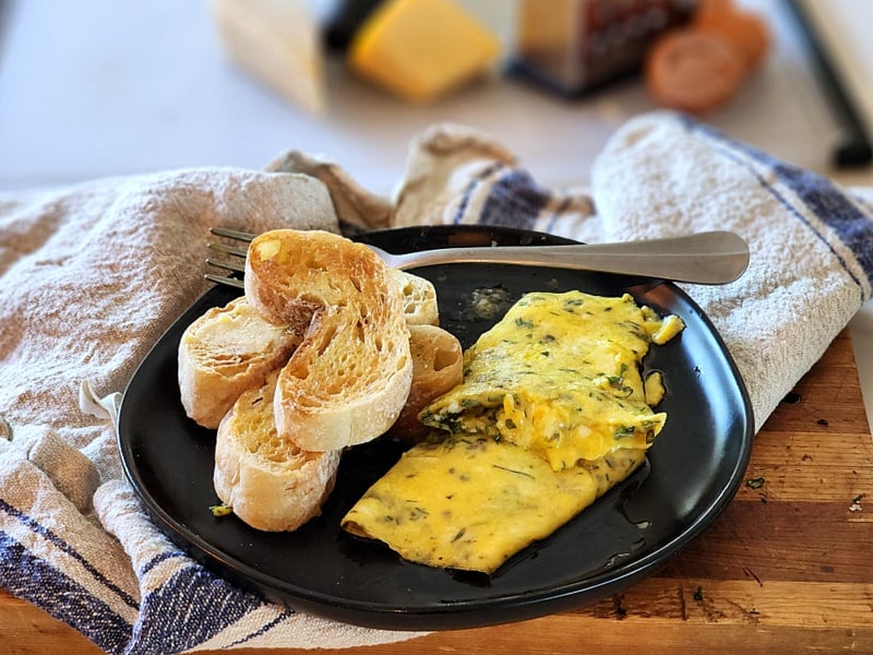 Easy Folding Omelette Pan