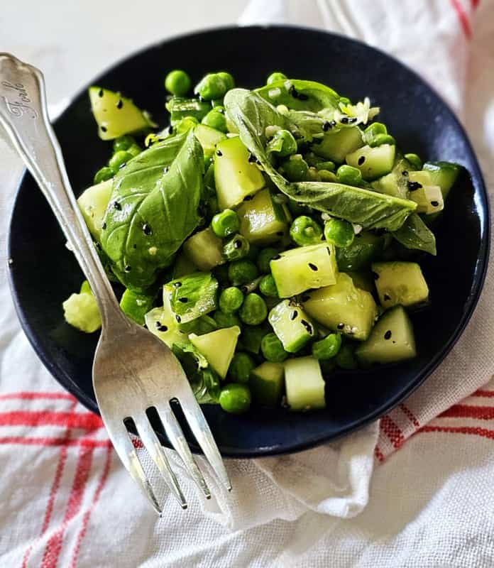 All Green No-Lettuce Salad: Cucumber Snap Pea Sesame Salad — OhCarlene