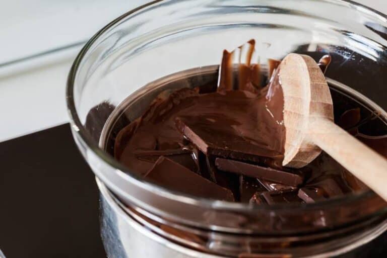 Top 3 Easiest Ways To Temper Dark Chocolate