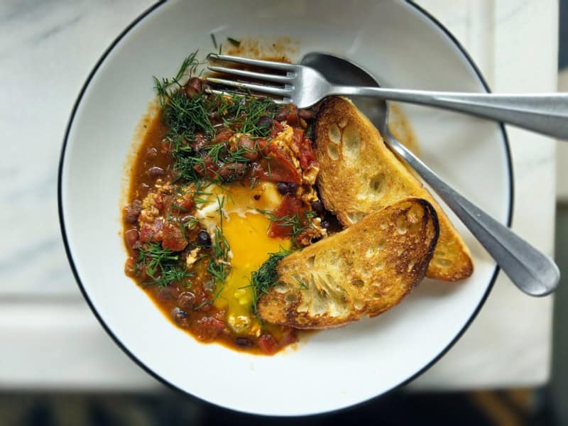 easy shakshuka
